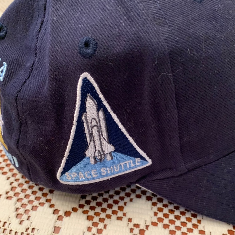 Baseball cap - Picture 5 of 6